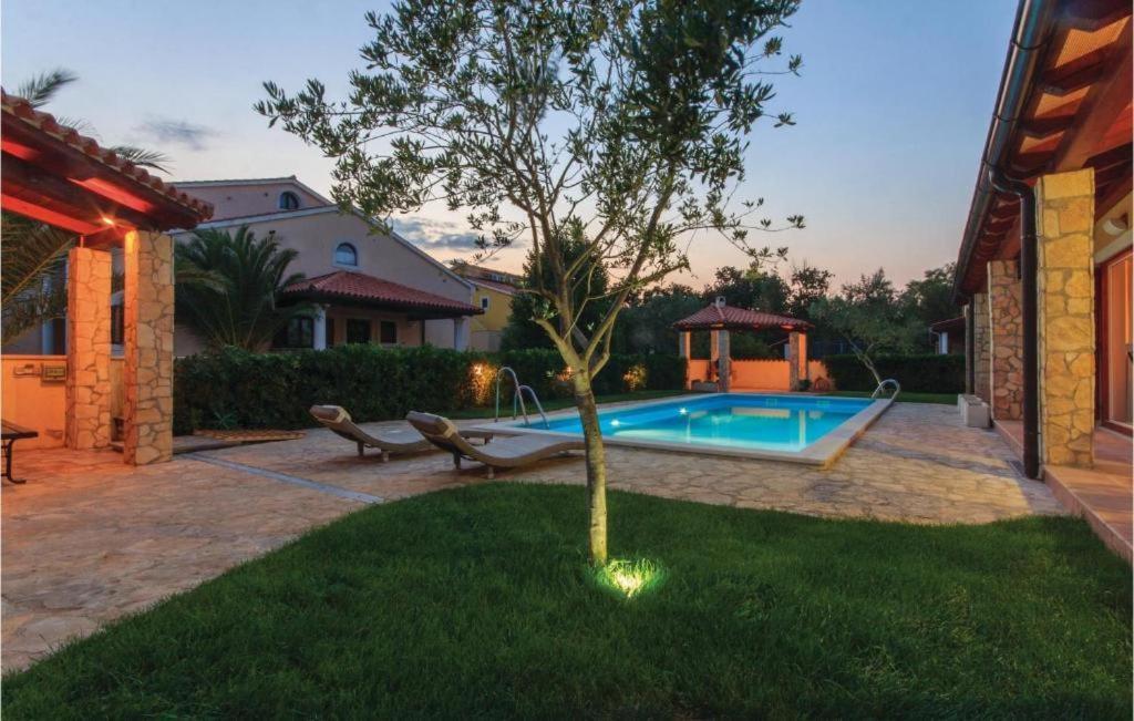 באניולה I & M Guest House מראה חיצוני תמונה